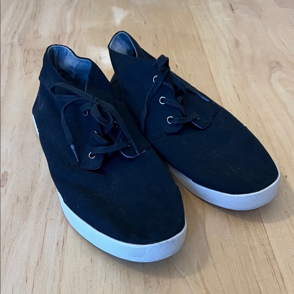Toms Black Canvas Men's Shoes